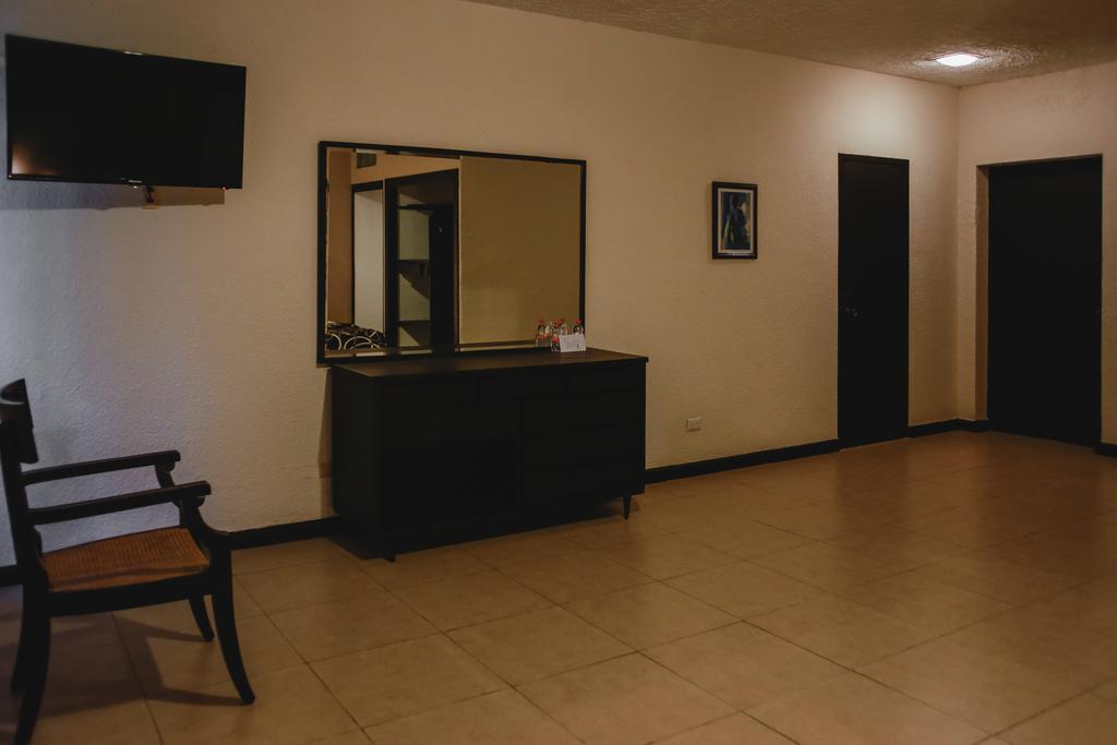 Hotel Colon 메리다 외부 사진
